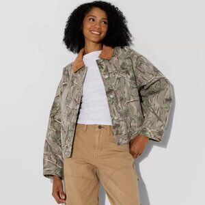 NWT Wild Fable Padded Denim Barn Jacket Camo/Khaki Leaf